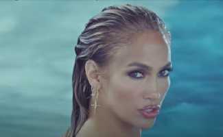 Jennifer Lopez, Rauw Alejandro – Cambia el Paso клип смотреть
